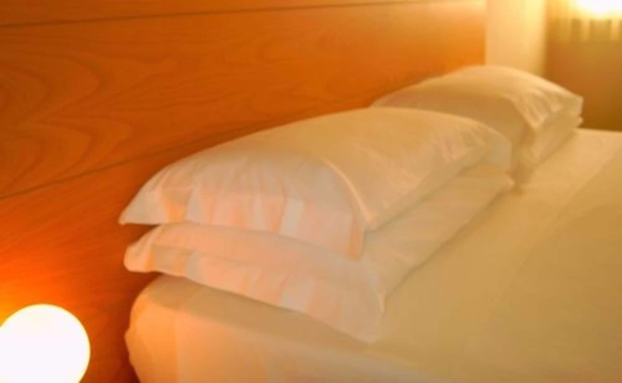 Accademia Hotel リミニ エクステリア 写真