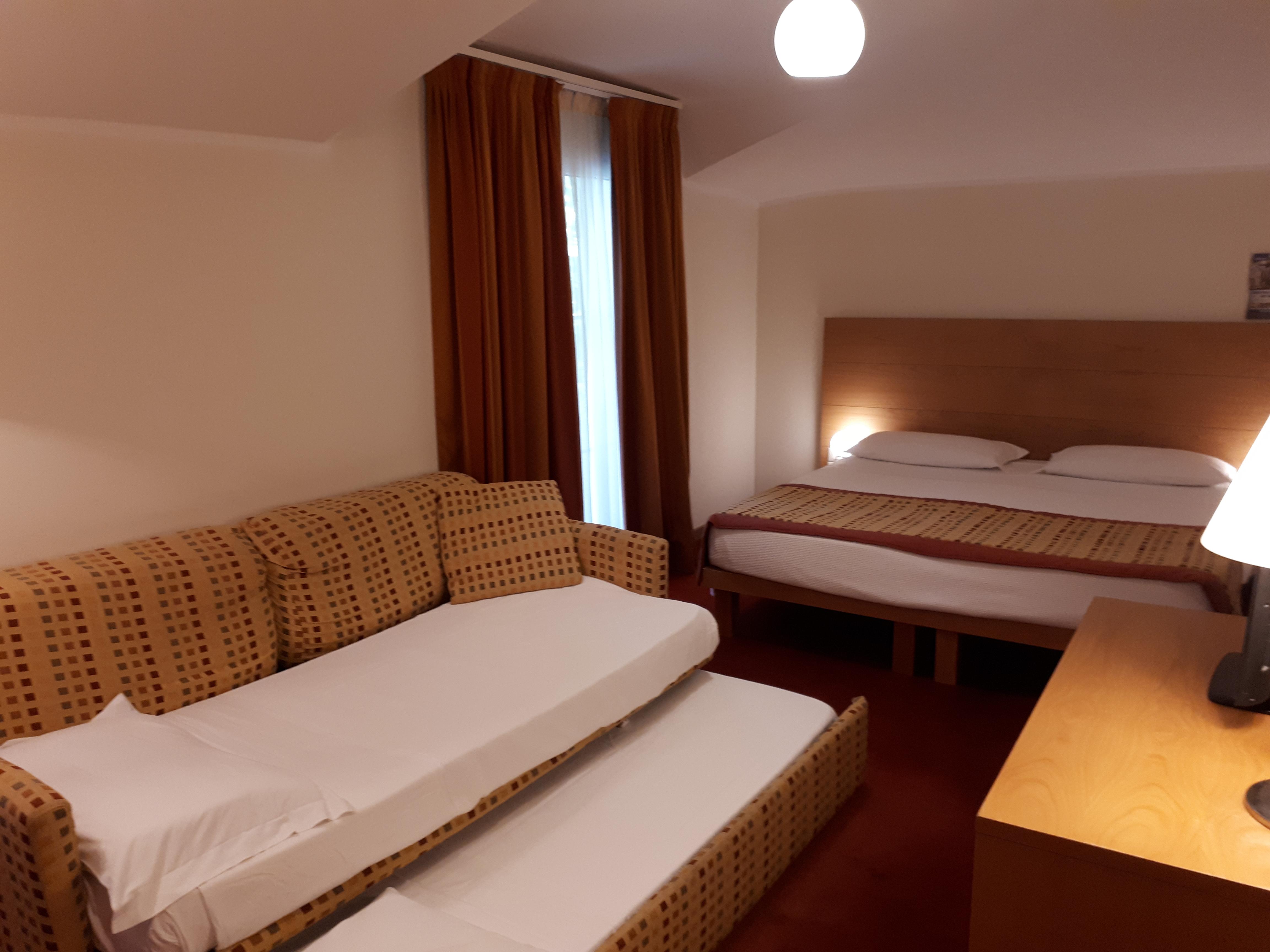 Accademia Hotel リミニ エクステリア 写真